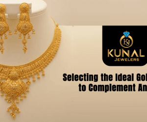 Selecting the Ideal Gold Necklace to Complement Any Outfit